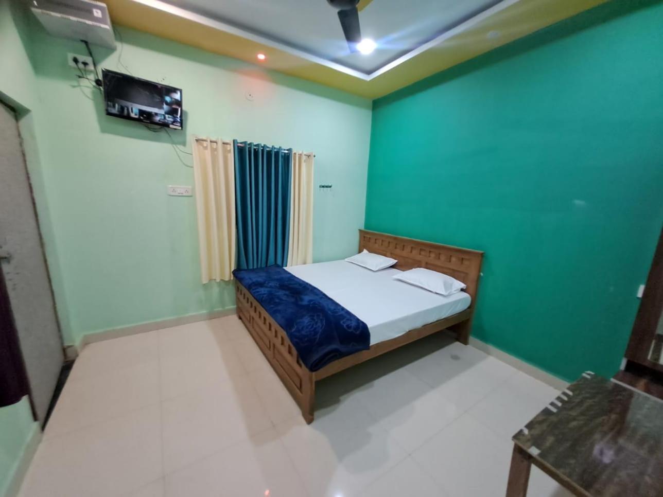 Utsav Lodge And Mangal Bhavan Pipariā Exterior photo